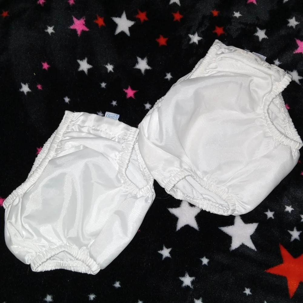 5 for $10 Iplay Medium 12M Side Snap Reusable Swim Diapers